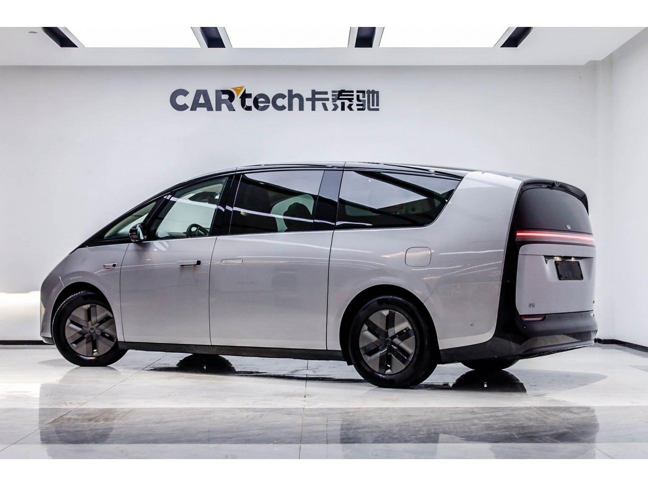 Li Auto MEGA 2025