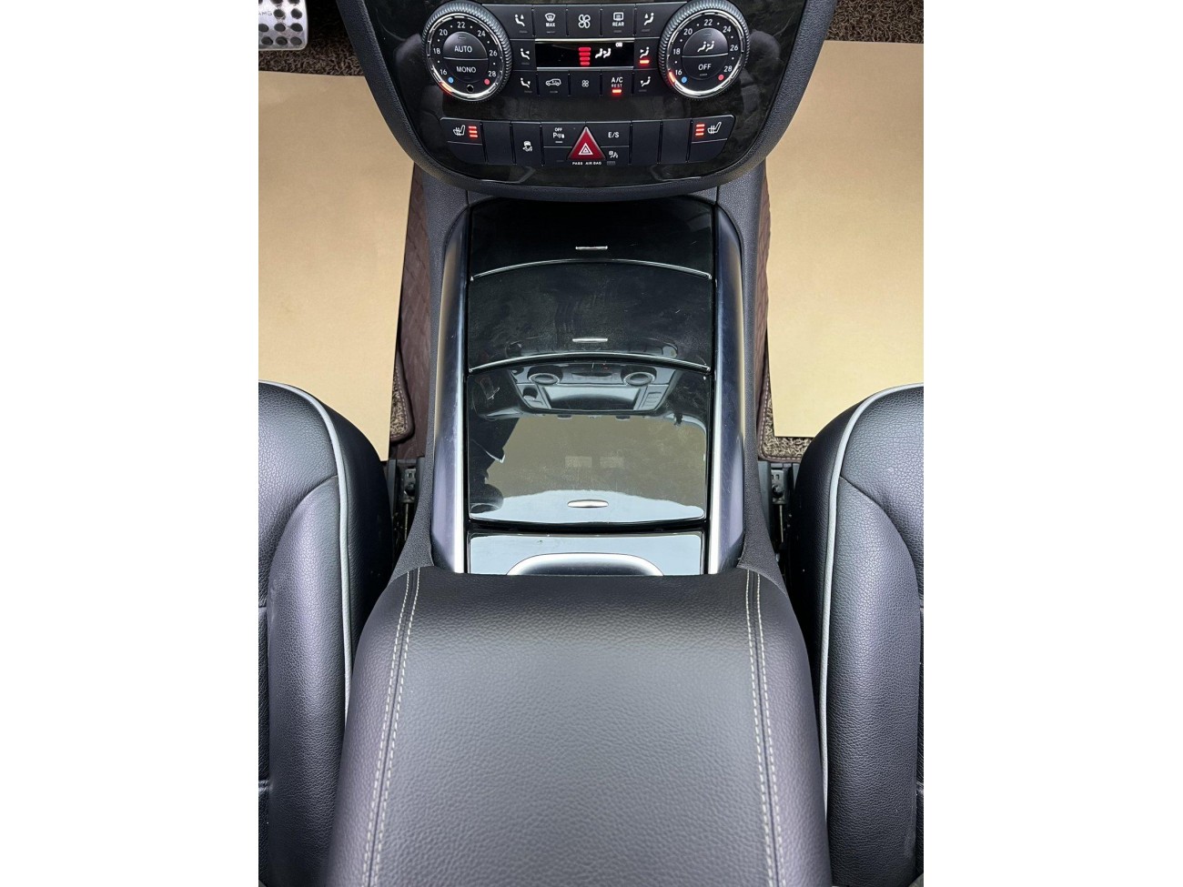 Mercedes-Benz R 2017