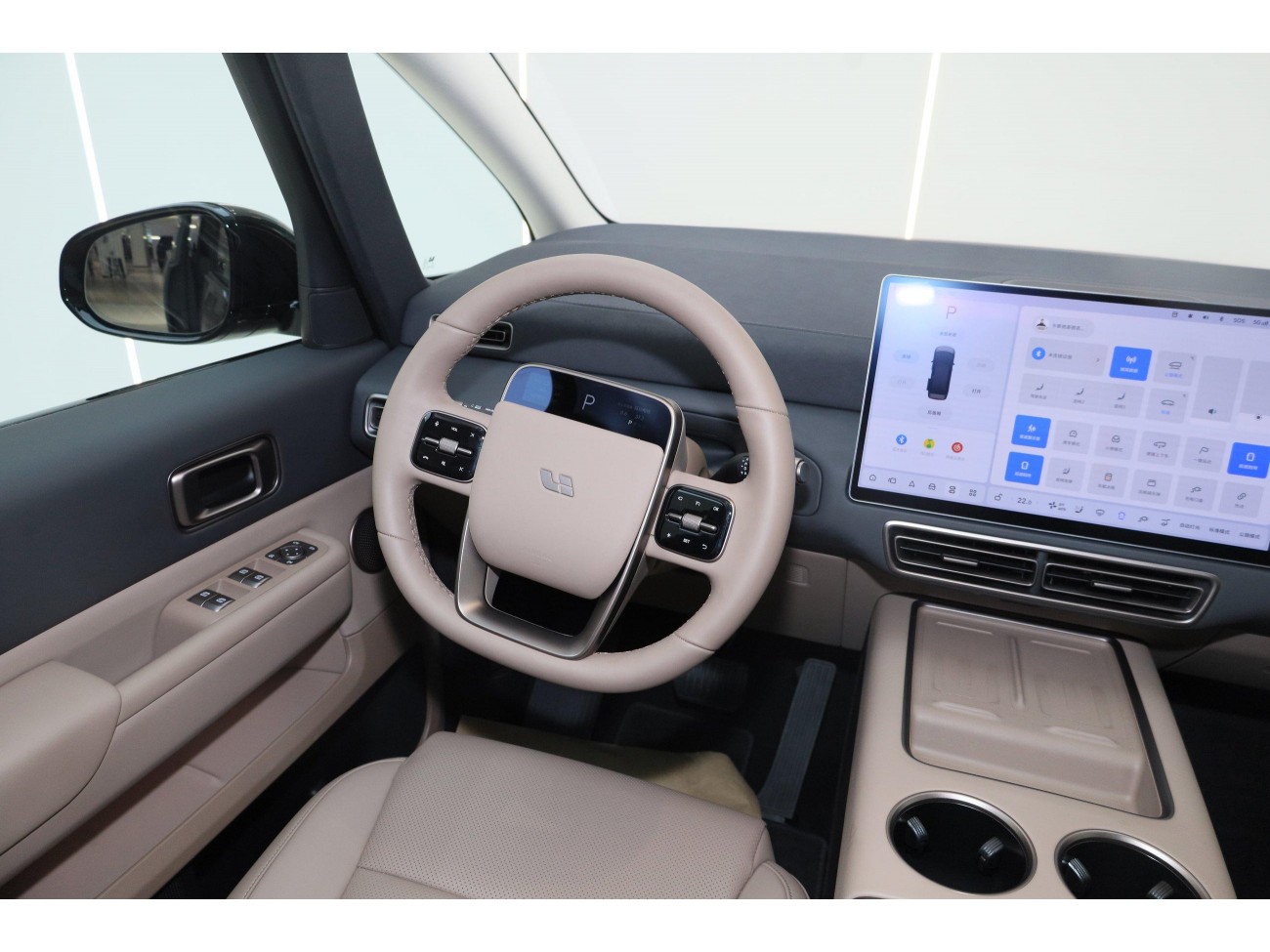 Li Auto MEGA 2025
