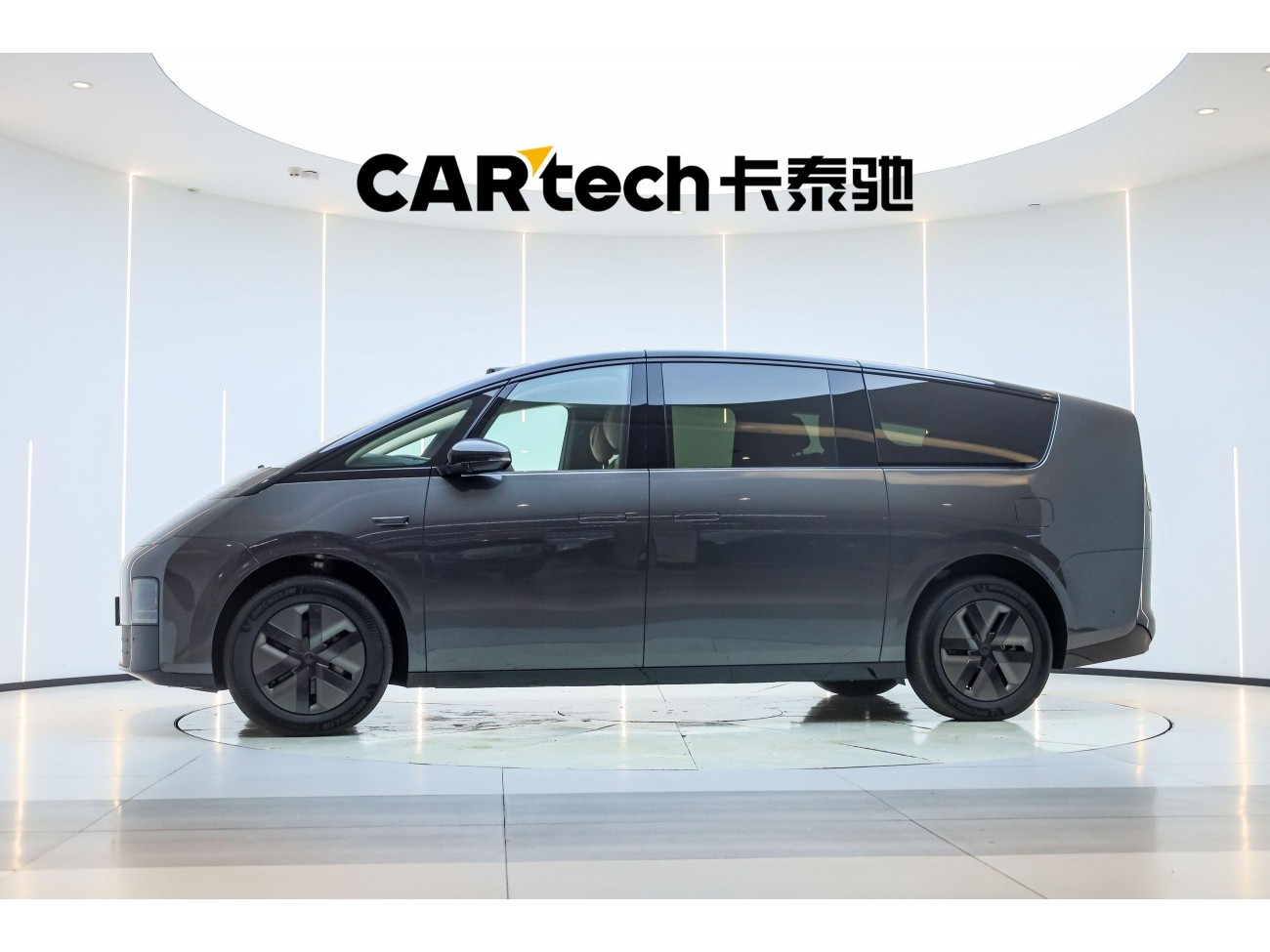 Li Auto MEGA 2025