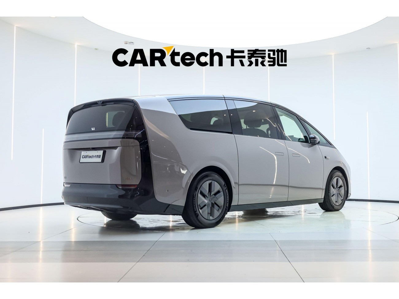 Li Auto MEGA 2025