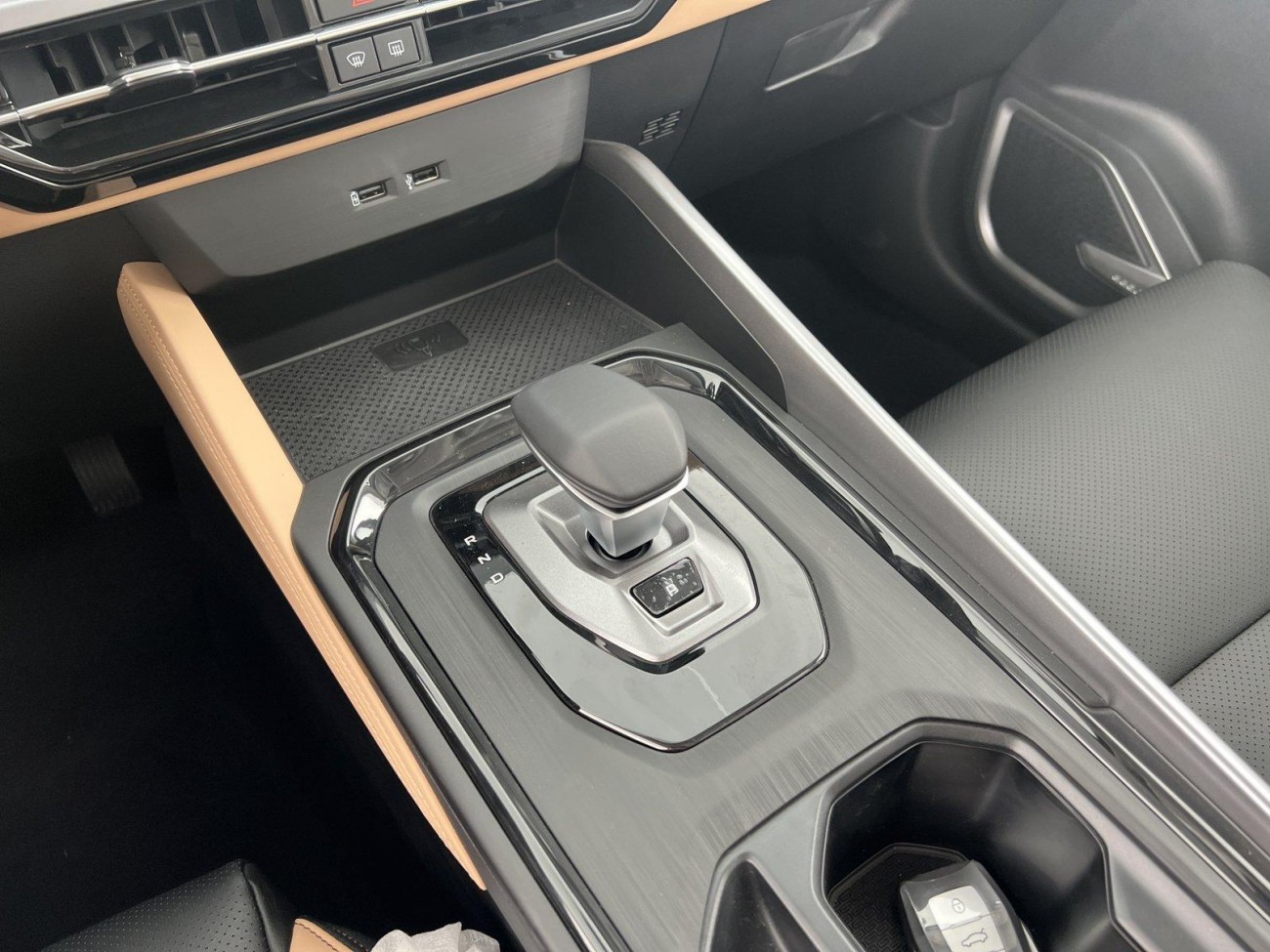 Geely Haoyue PRO 2024