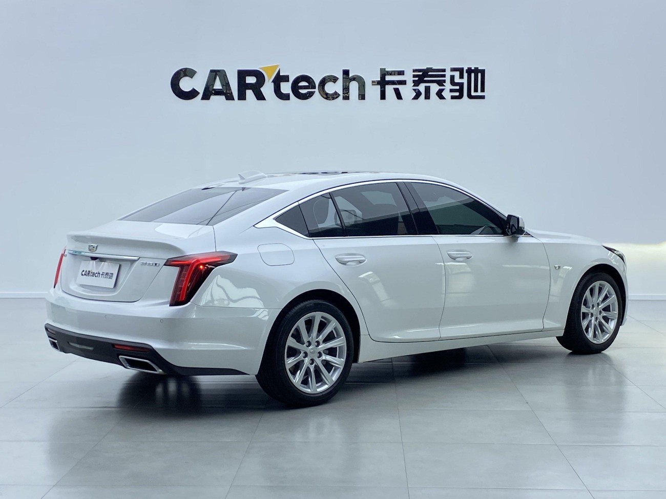 Cadillac CT5 2024
