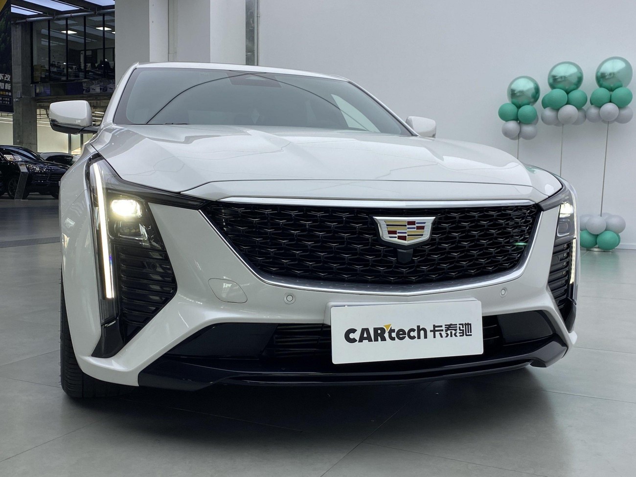 Cadillac CT5 2024