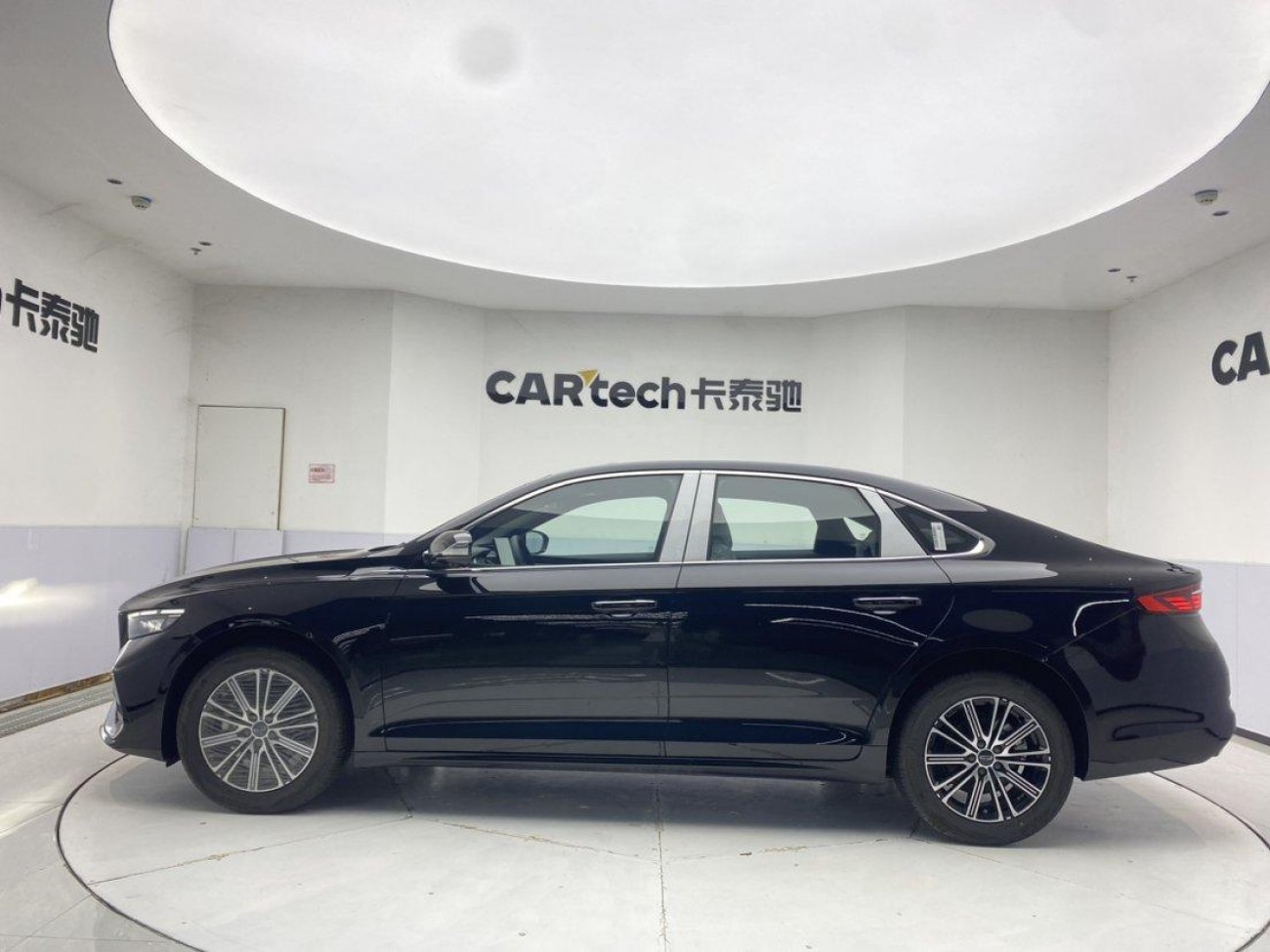 Geely Preface 2025