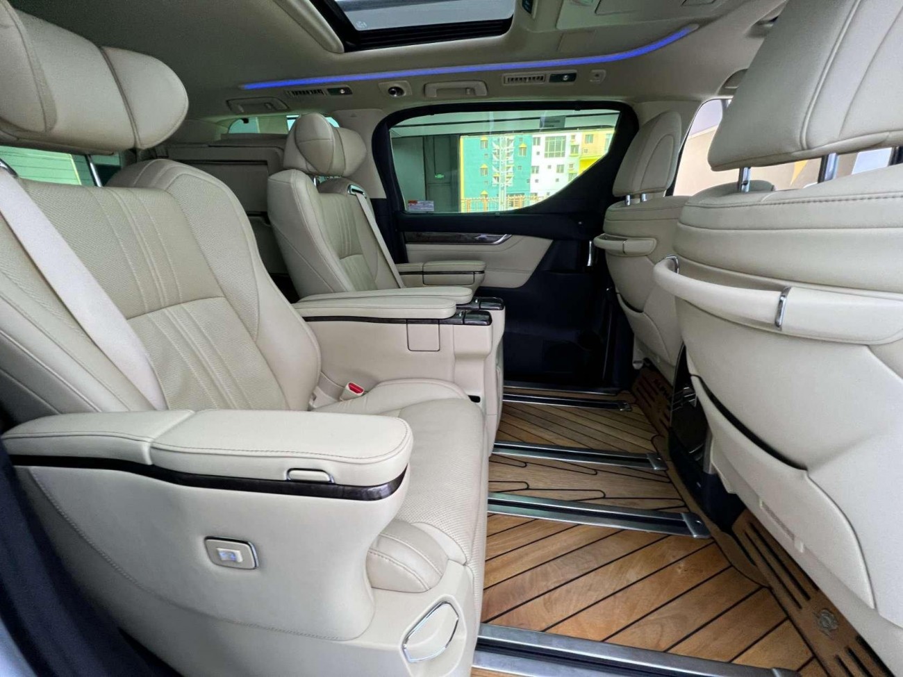 Toyota Alphard 2022