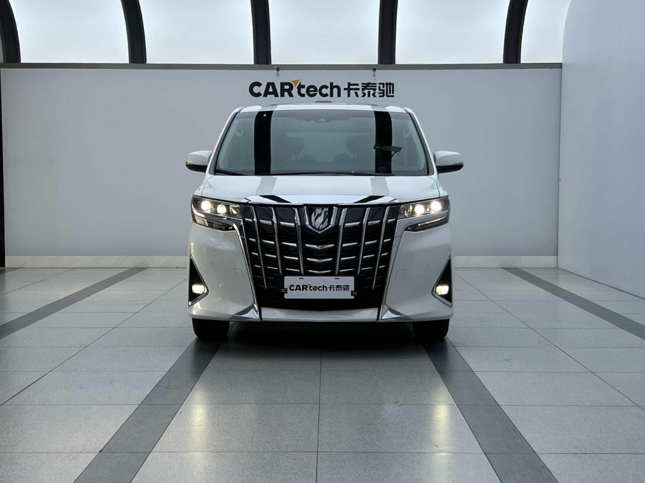Toyota Alphard 2022