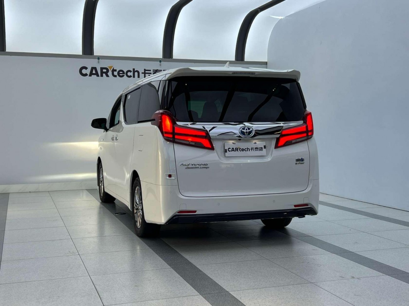 Toyota Alphard 2022