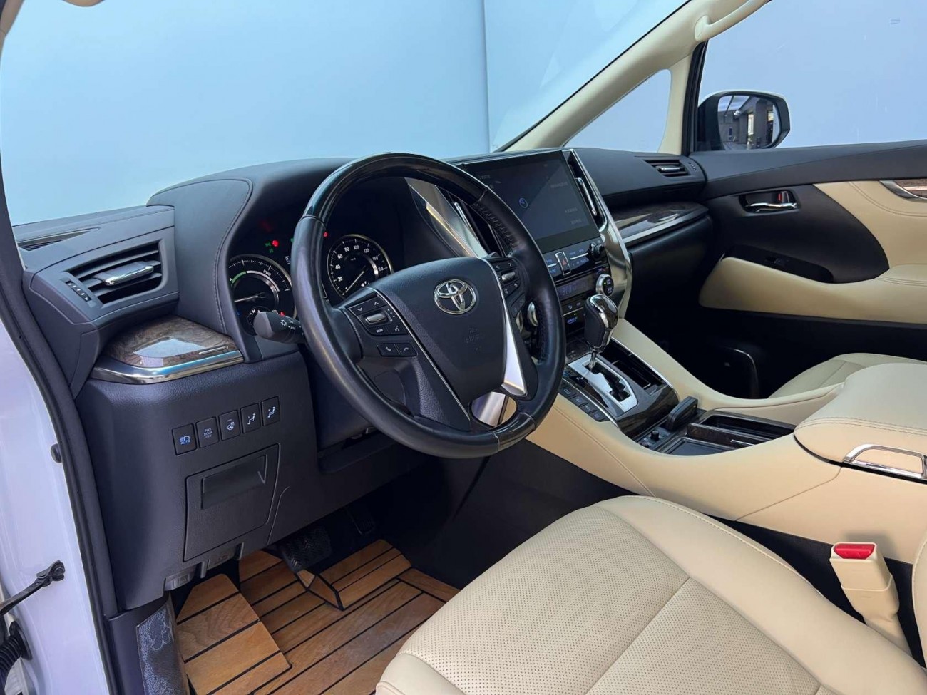 Toyota Alphard 2022