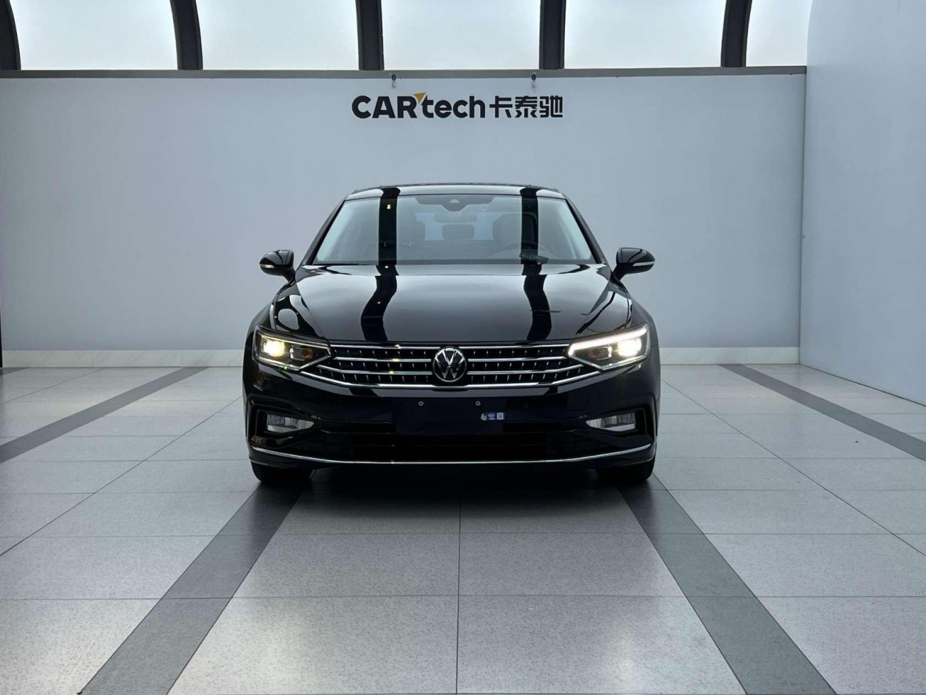 Volkswagen Magotan 2024
