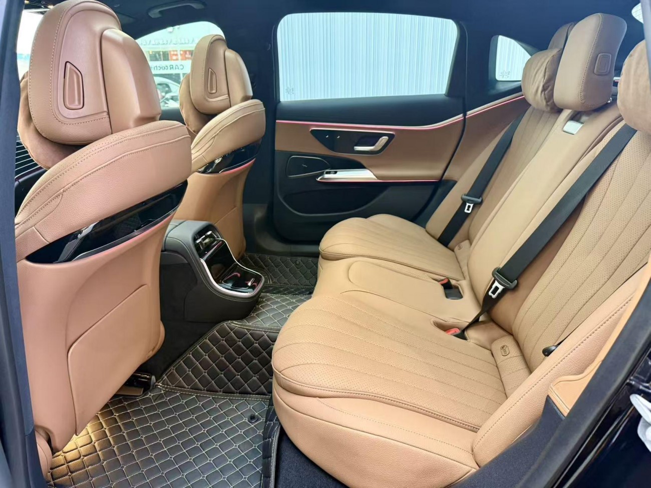 Mercedes-Benz E 260 L 2024