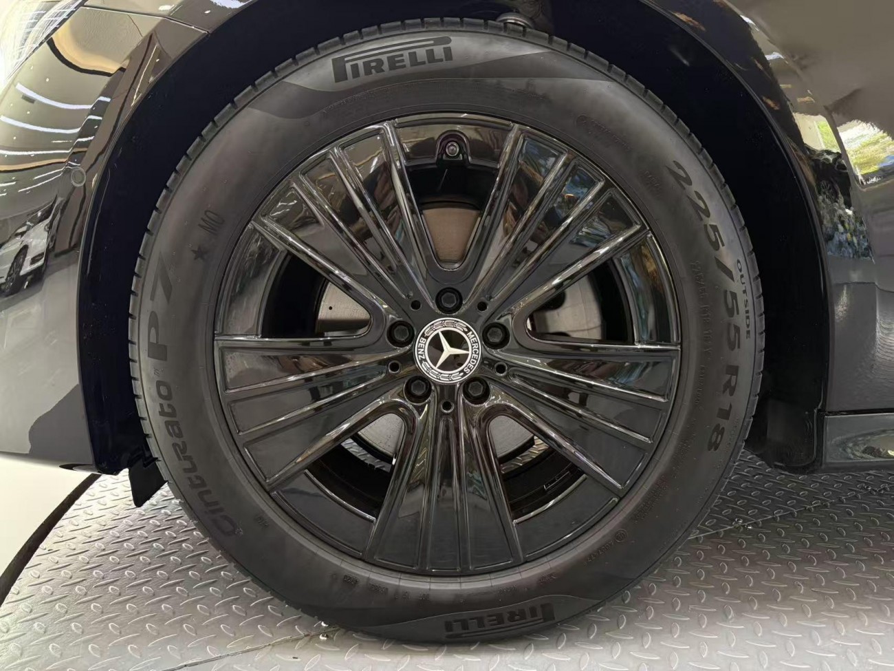Mercedes-Benz E 260 L 2024