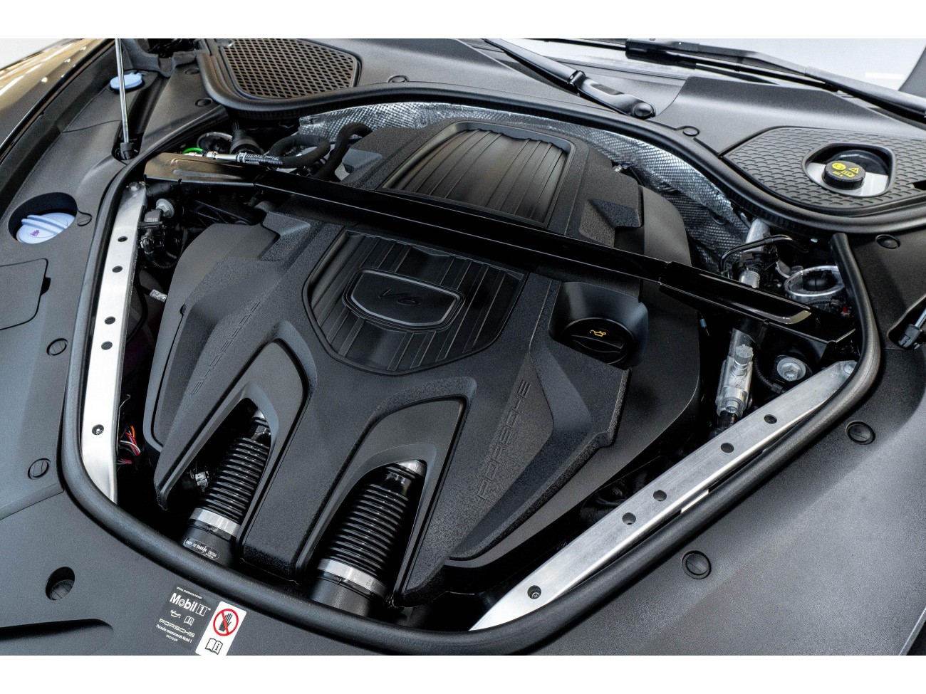 Porsche Panamera 2024