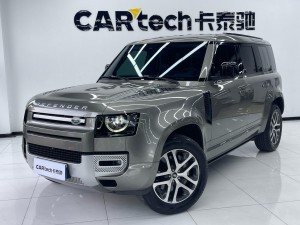 Land Rover Defender 2024