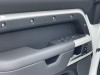 Land Rover Defender 2024