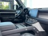 Land Rover Defender 2024