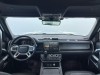 Land Rover Defender 2024