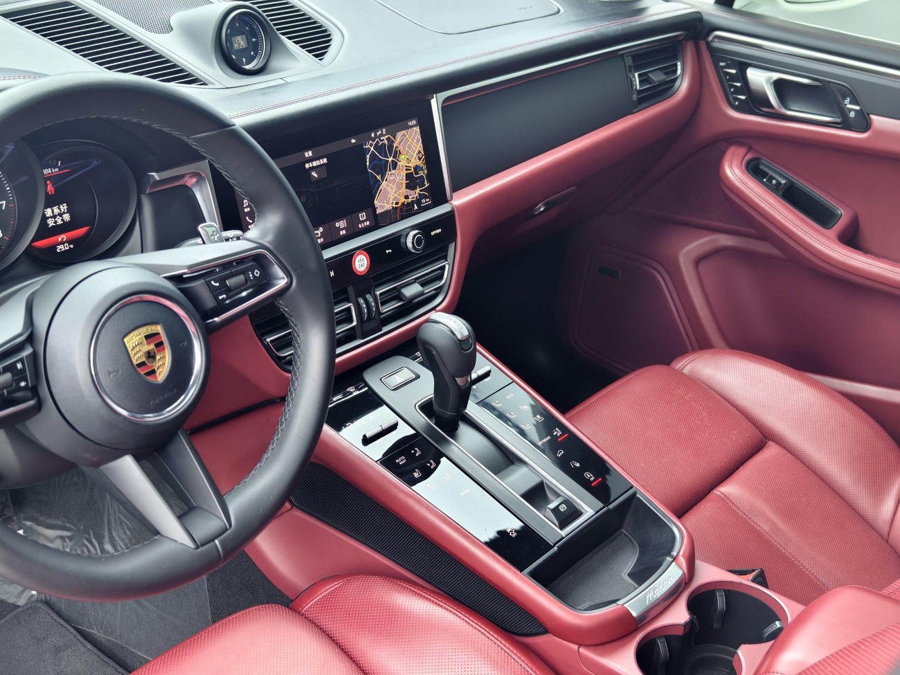 Porsche Macan 2023