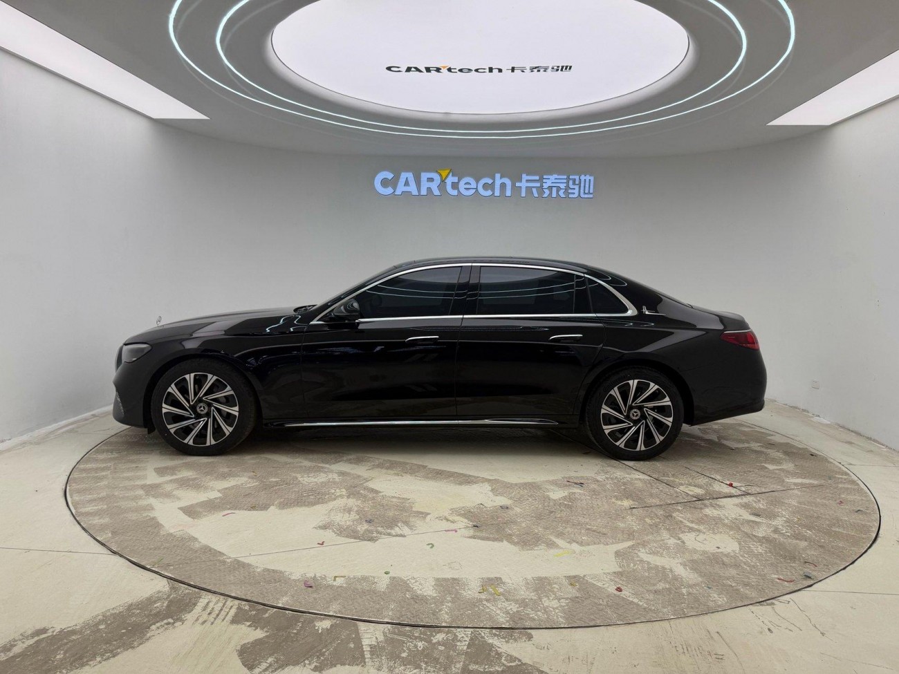 Mercedes-Benz E 300 L 2025