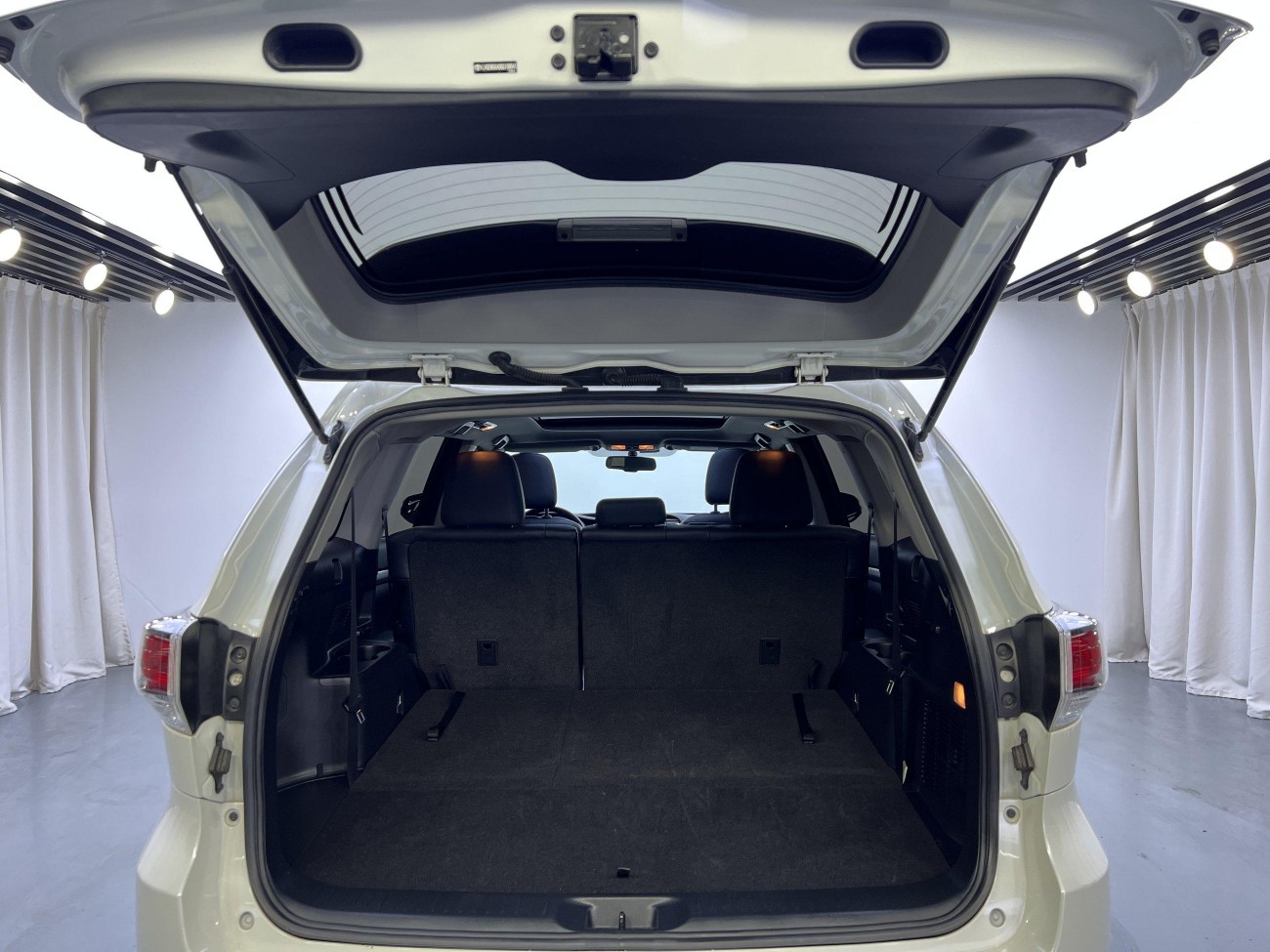 Toyota Highlander 2016
