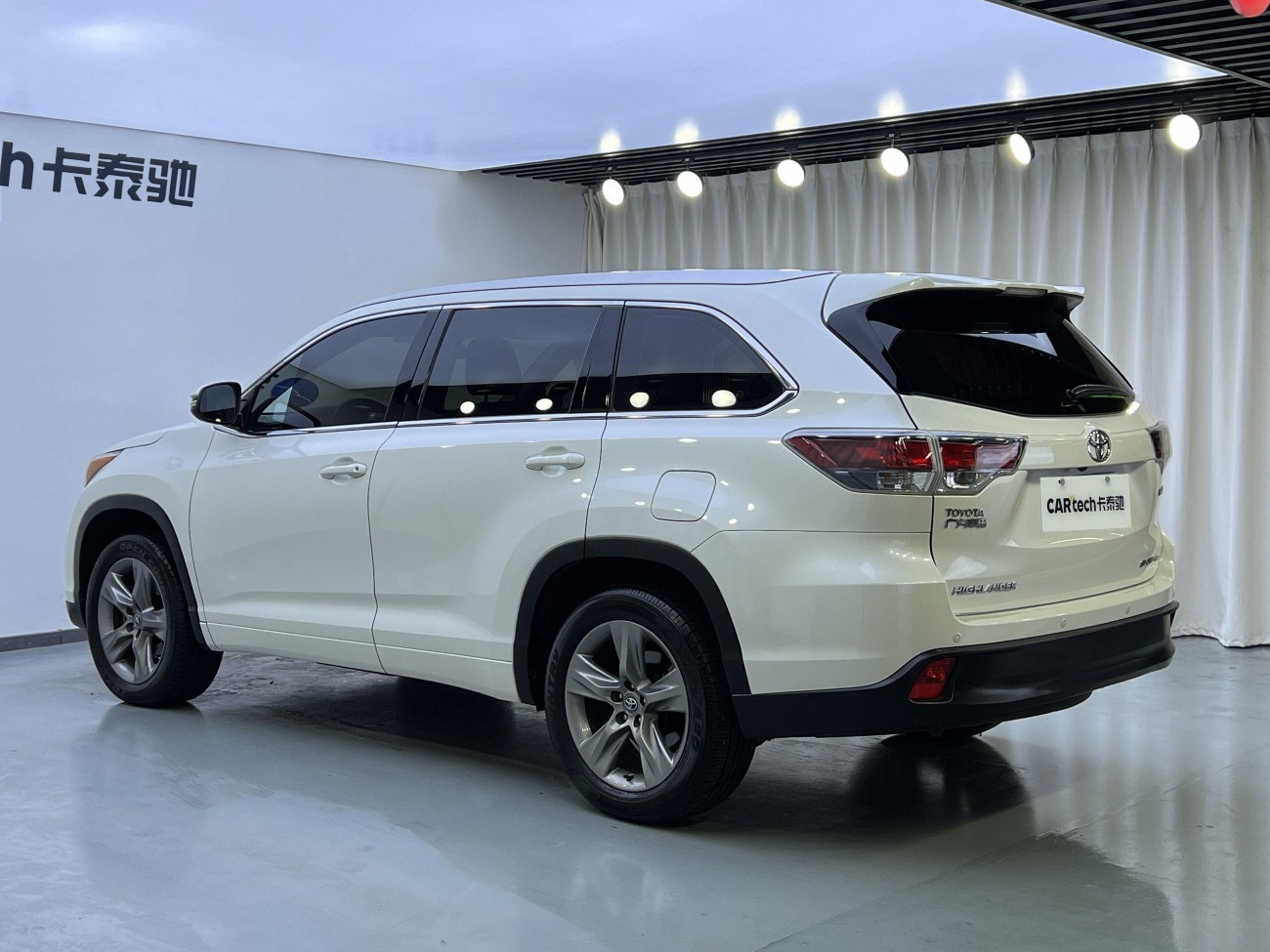 Toyota Highlander 2016