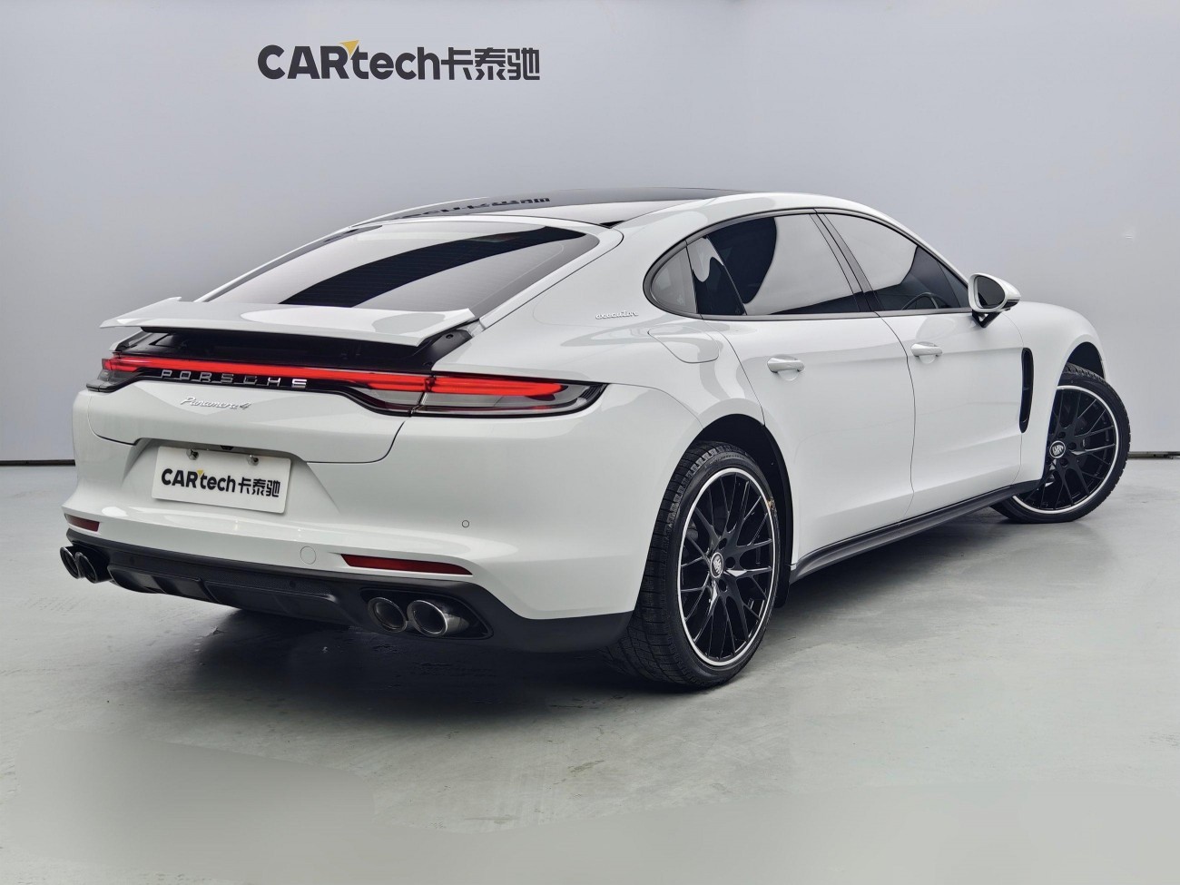 Porsche Panamera 2022