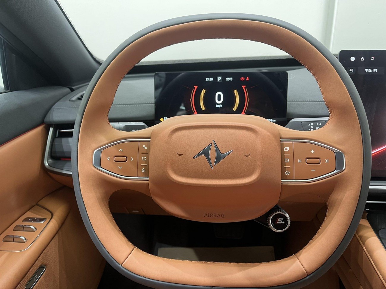 Dongfeng eπ007 2025
