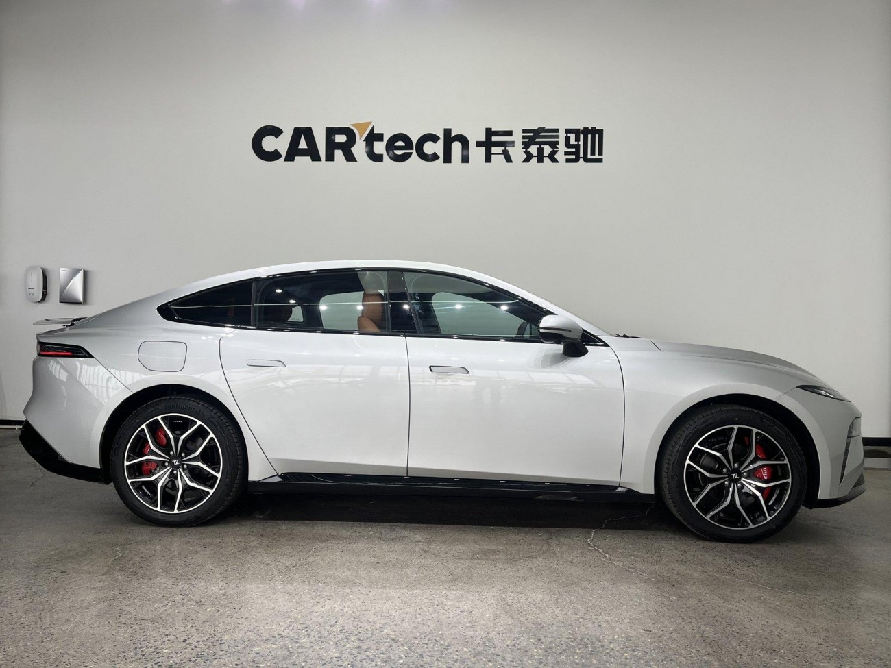 Dongfeng eπ007 2025
