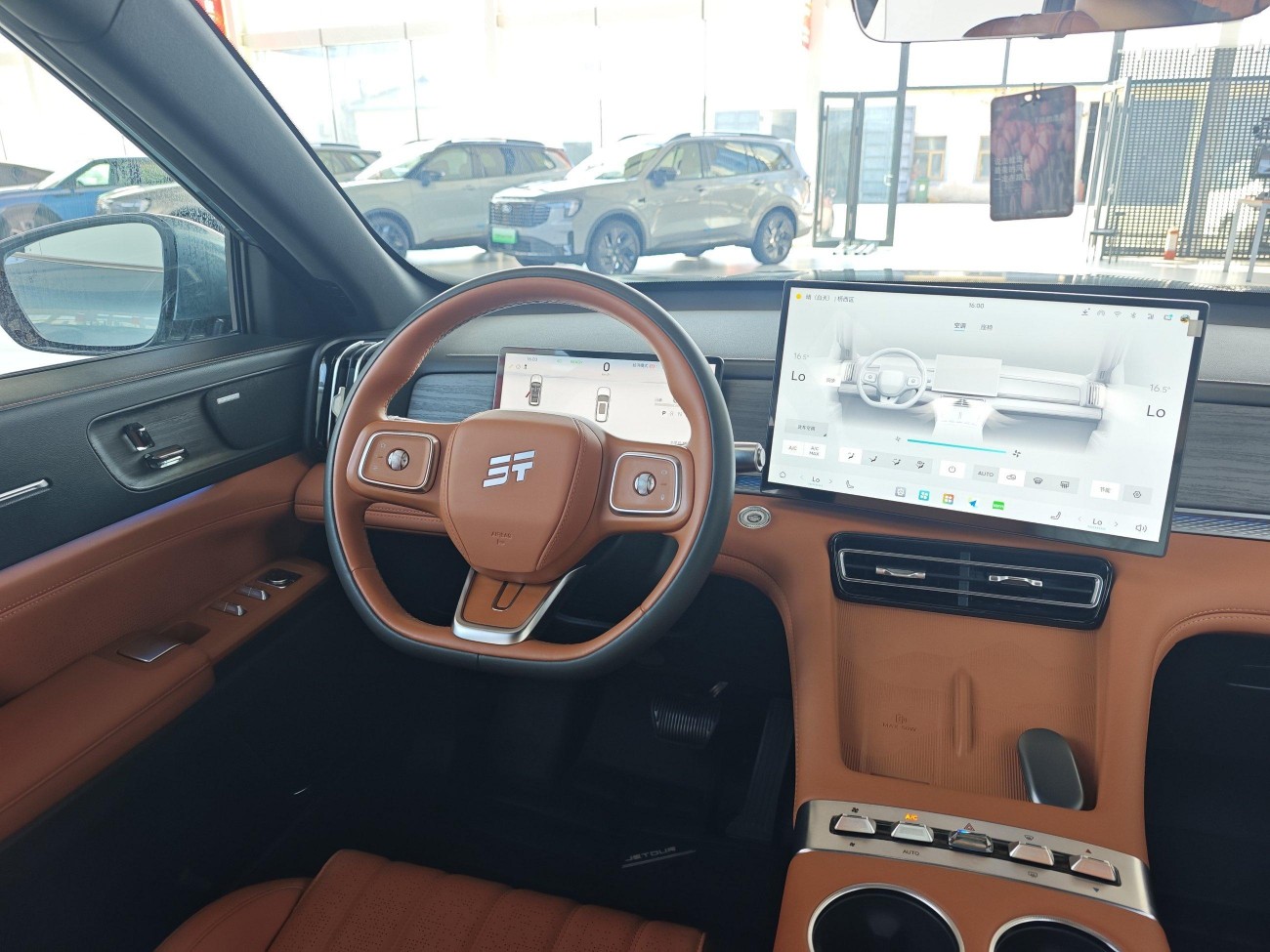 Jetour L7 PLUS 2025