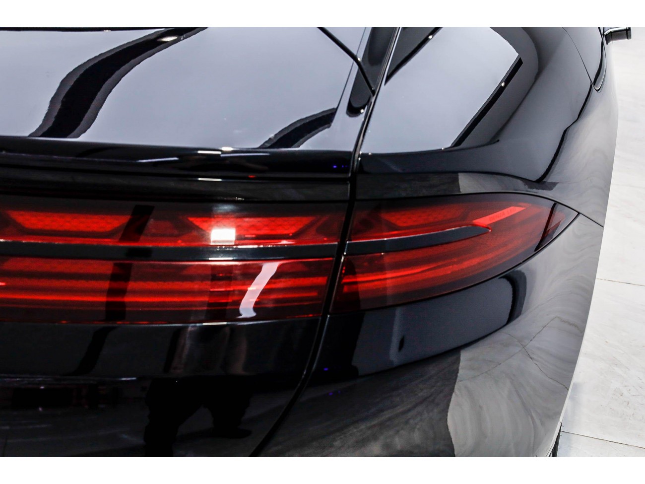 Denza Z9GT 2024