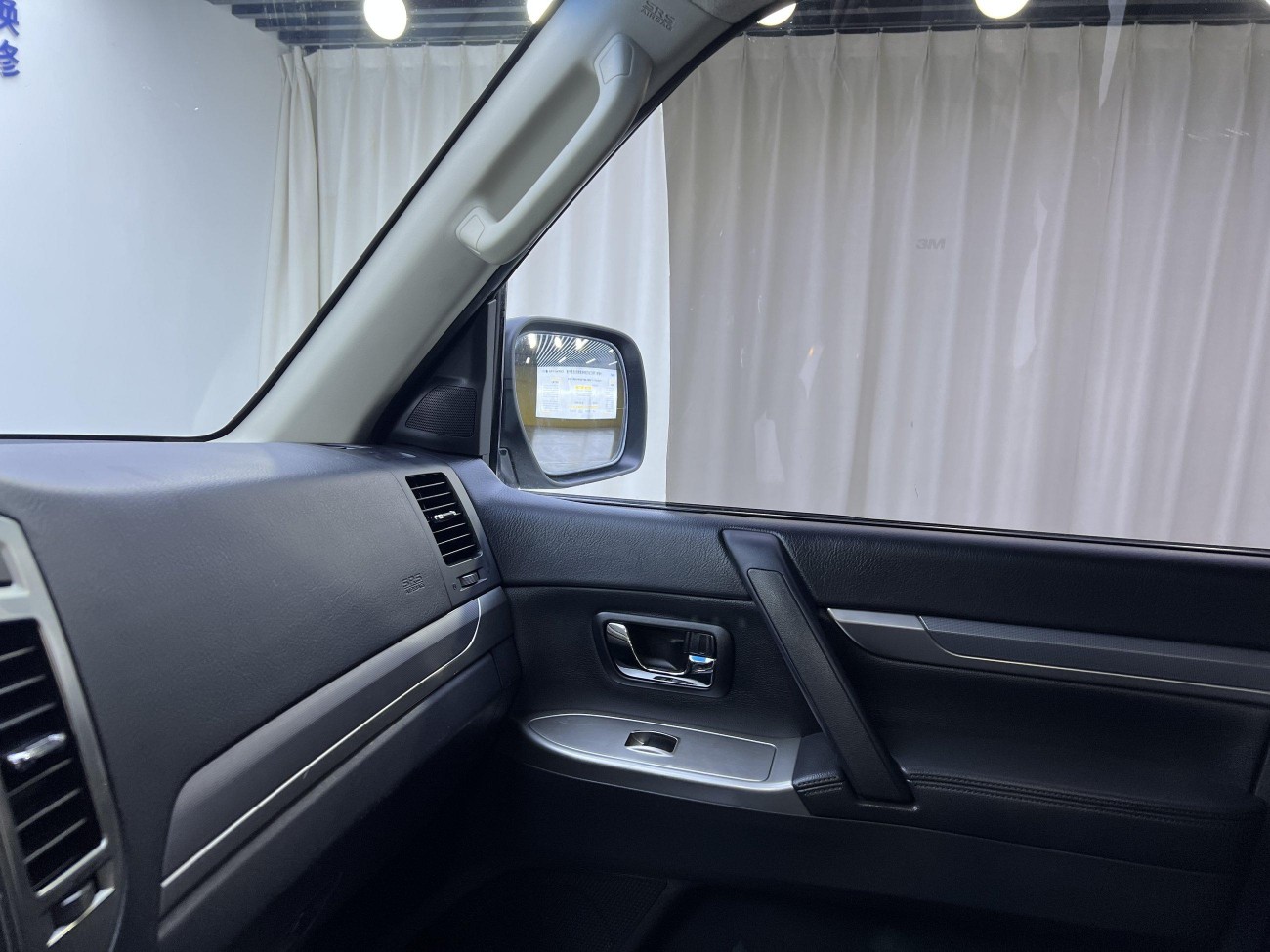 Mitsubishi Pajero 2015