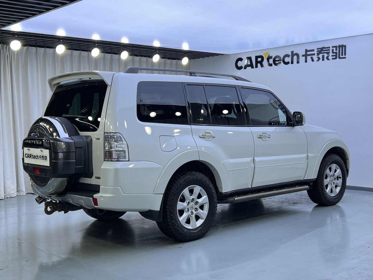 Mitsubishi Pajero 2015