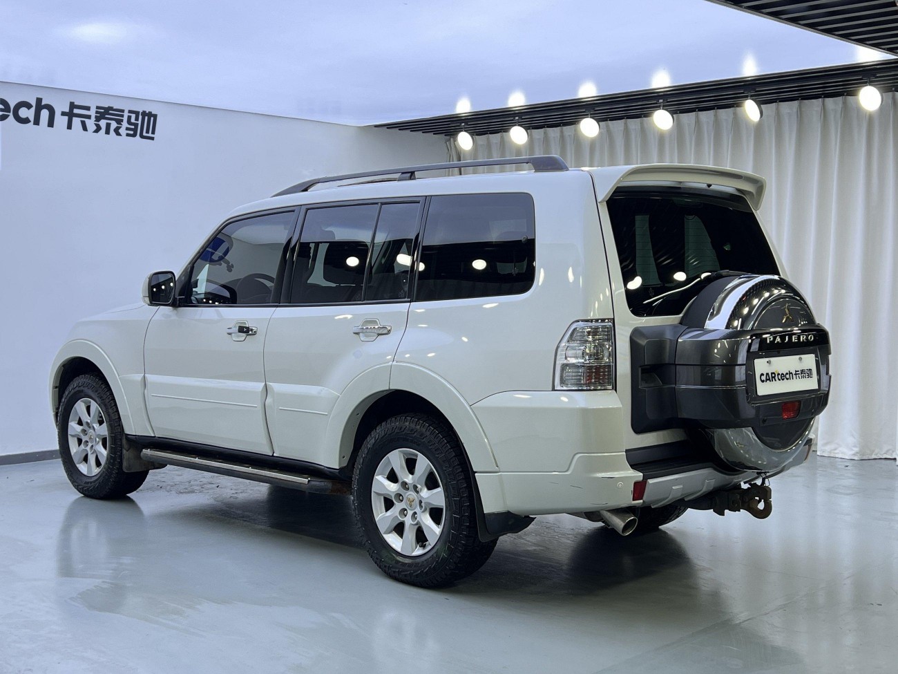 Mitsubishi Pajero 2015