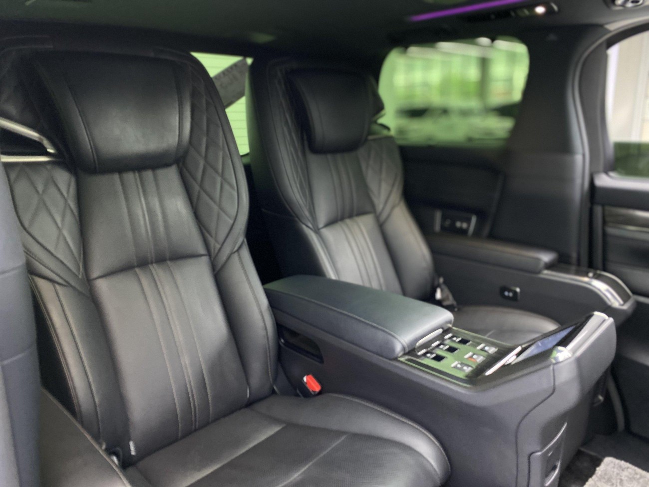 Lexus LM 300h 2021