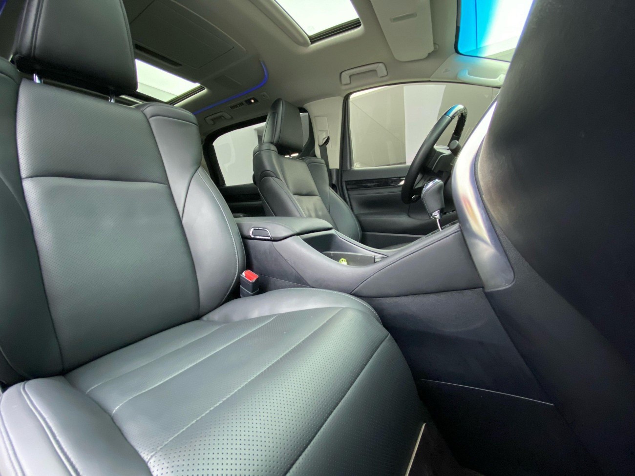Toyota Vellfire 2023