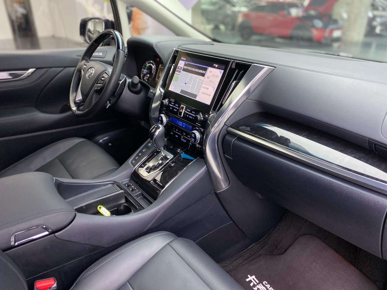 Toyota Vellfire 2023