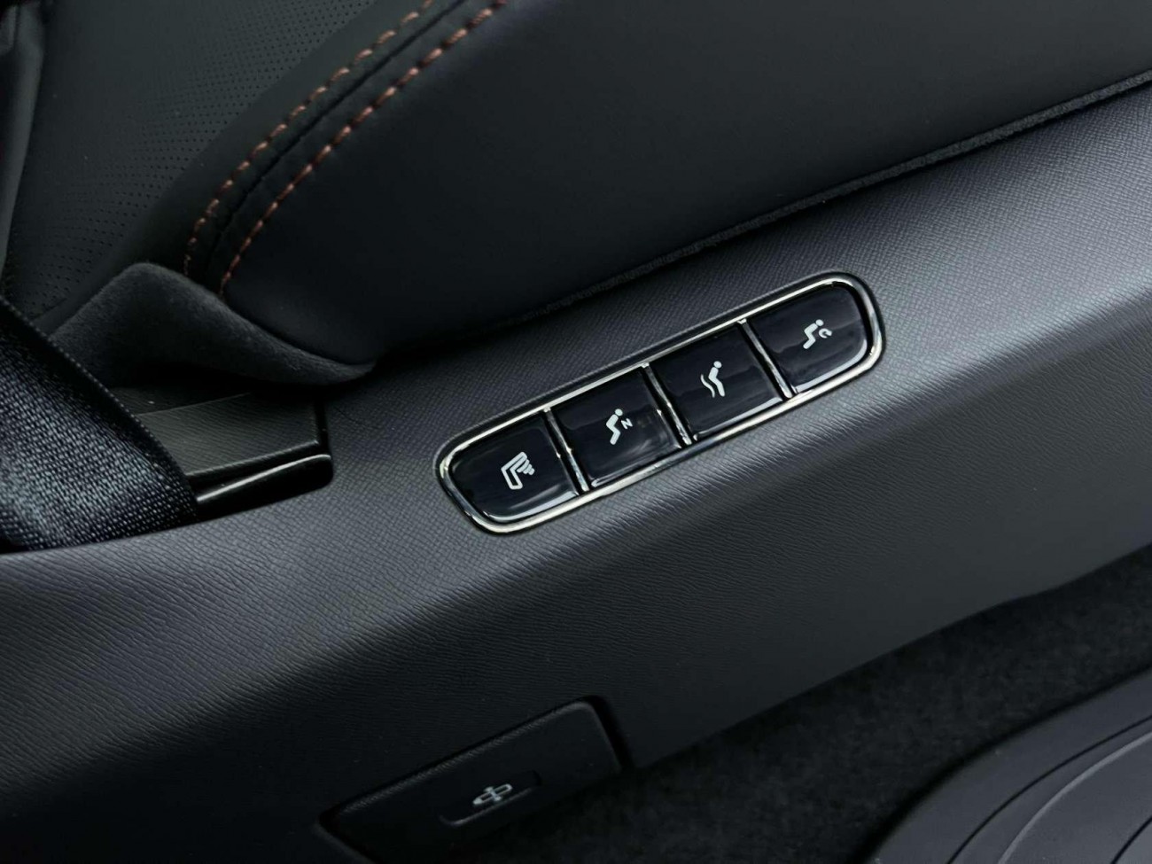 Trumpchi E8 2024