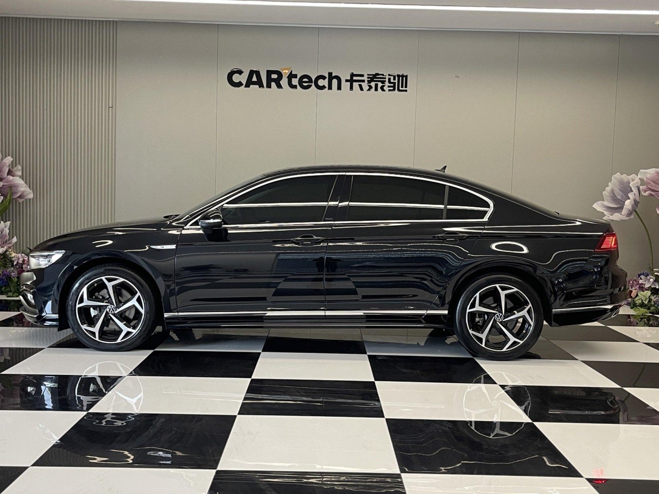 Volkswagen Magotan 2024