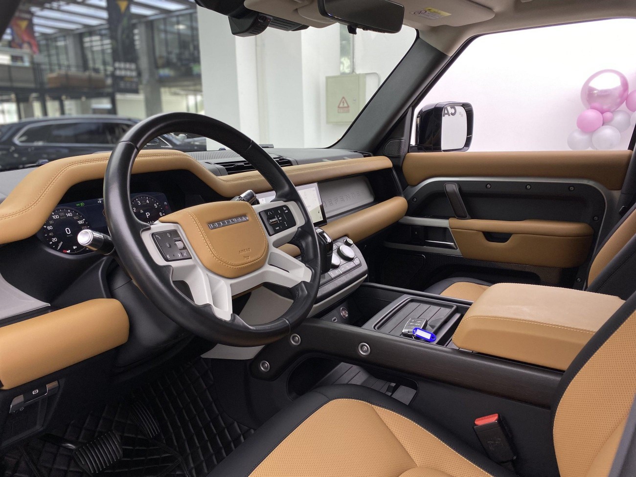 Land Rover Defender 2021
