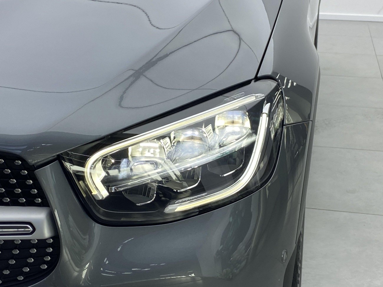 Mercedes-Benz GLC 260 L 2021