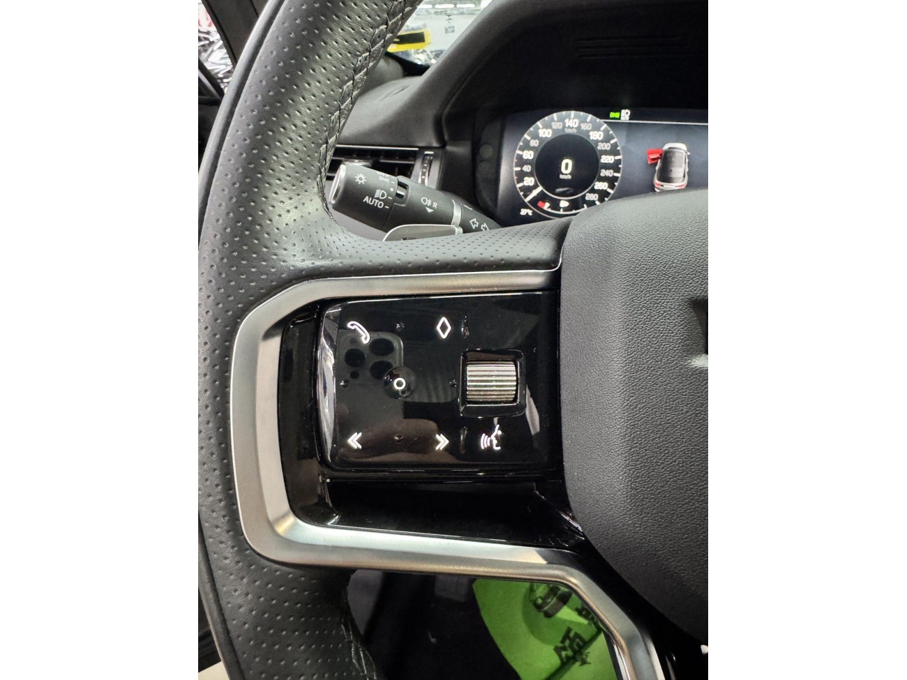 Land Rover Discovery Sport 2023
