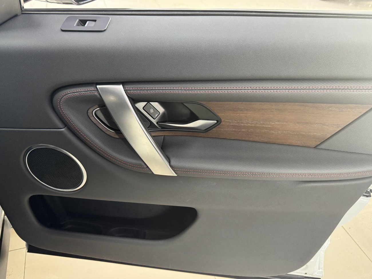 Land Rover Discovery Sport 2023