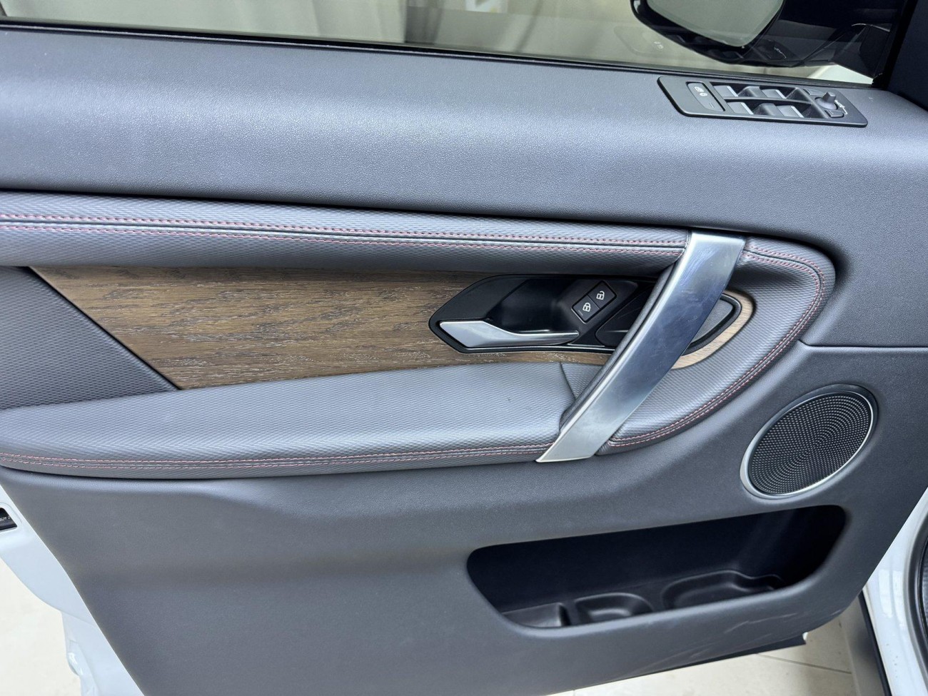 Land Rover Discovery Sport 2023