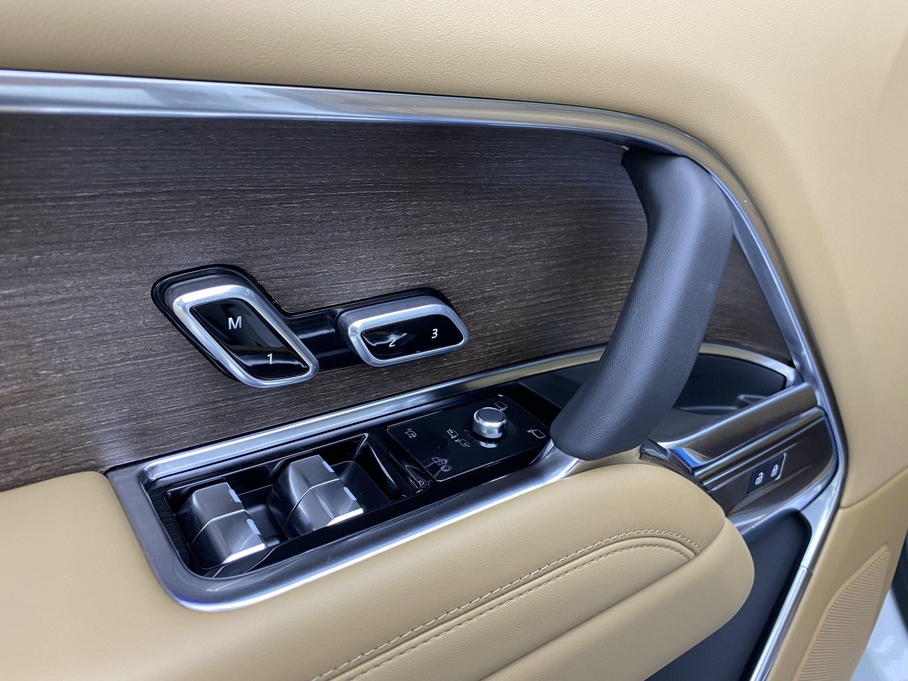 Land Rover Range Rover 2025