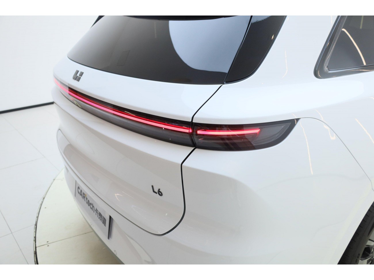 Li Auto L6 2024