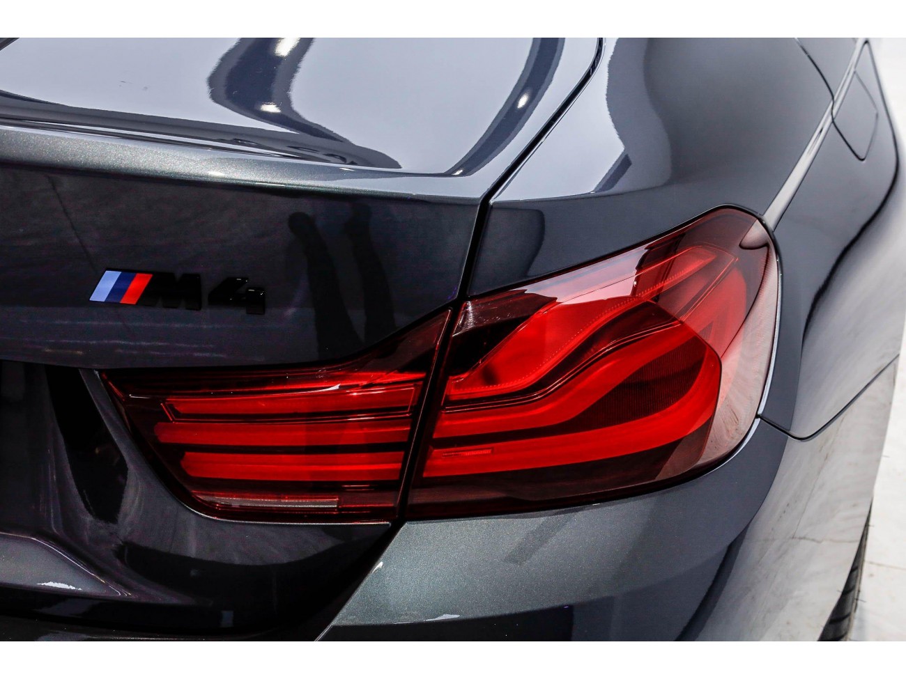 BMW M4 2019