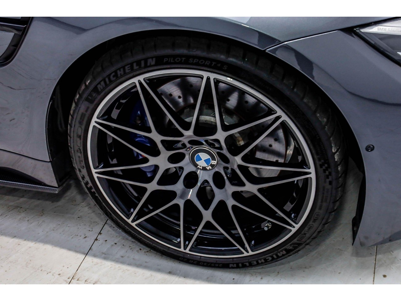 BMW M4 2019