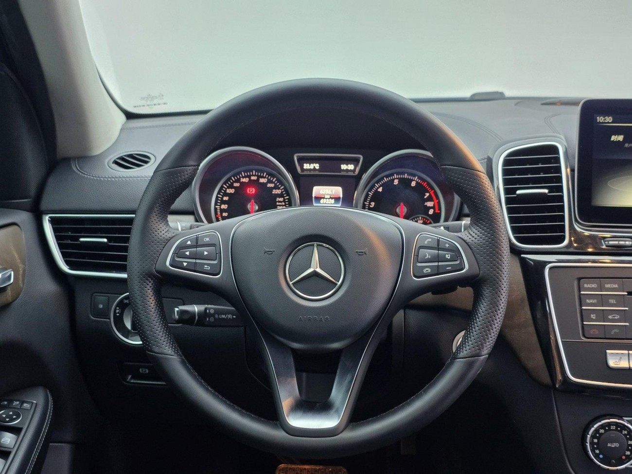 Mercedes-Benz GLE 320 4MATIC 2018