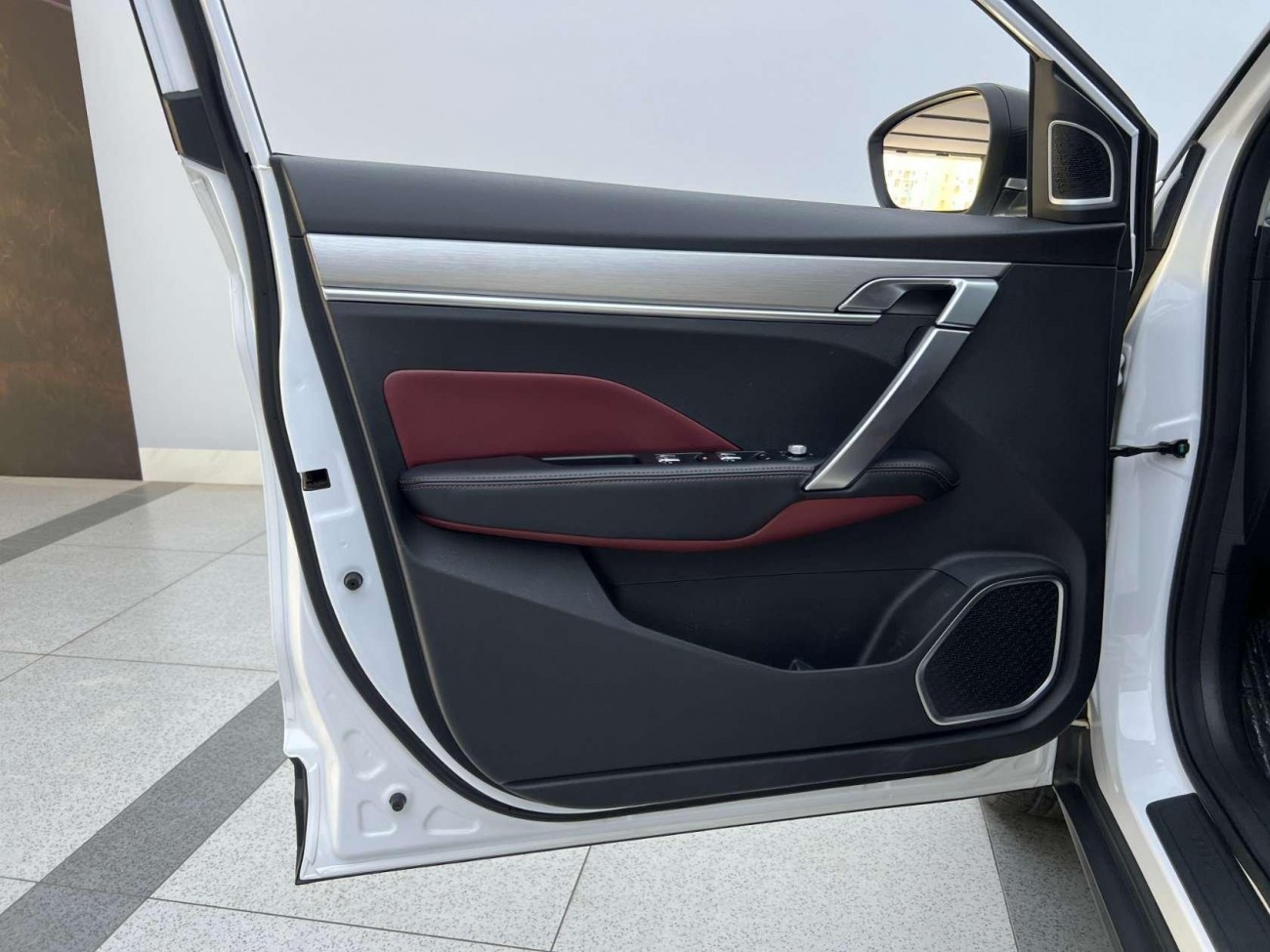 Geely Coolray 2021