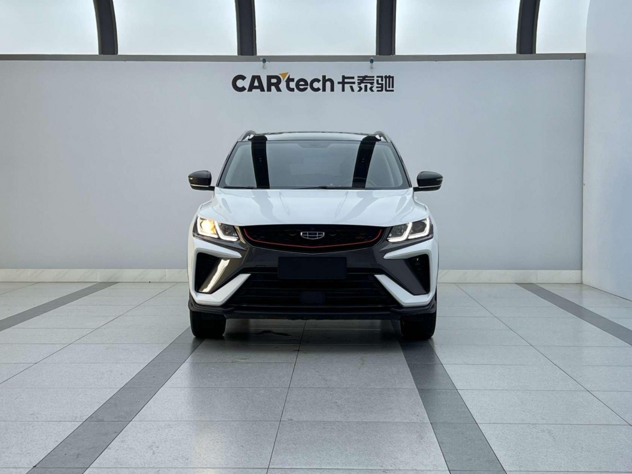 Geely Coolray 2021